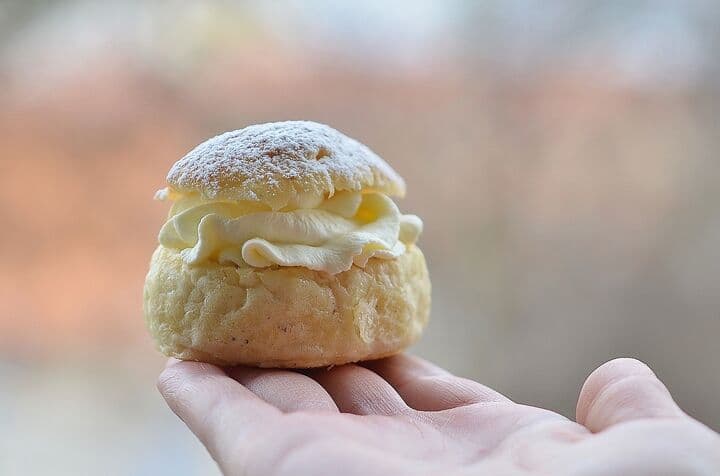 Lista på var man kan köpa glutenfria semlor i Sverige